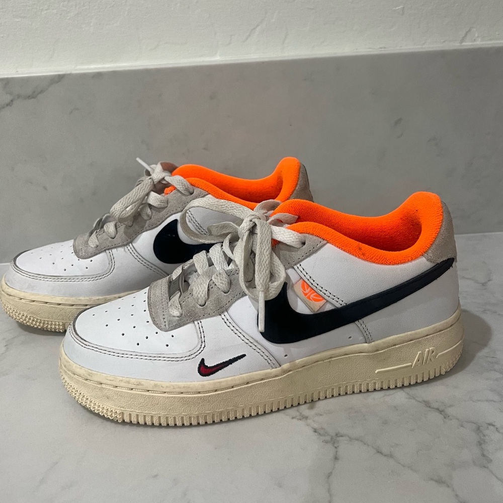 Nike Air Force 1 LV8 Hoops